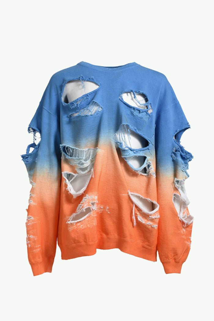 DISTRESSED CREWNECK / SKY